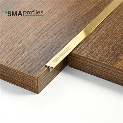 Ornamente metalice T pentru decorare